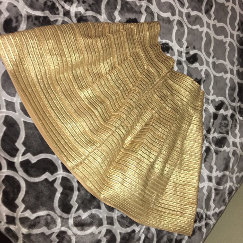 This pop up skirt